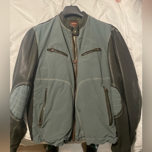 Hugo Boss vintage windbreaker - Picture 3 of 13